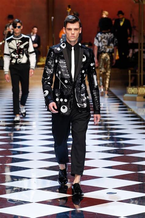 Dolce & Gabbana Spring/Summer 2017 Men's 